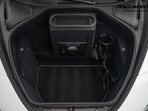 Used 2026 McLaren 750S Spider RWD image 8