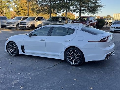 Used 2018 Kia Stinger Premium image 5