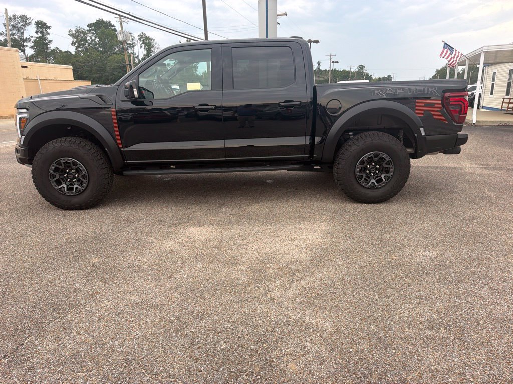 Used 2026 Ford F150 Raptor w/ Equipment Group 803A Raptor R AWD/4WD image 8