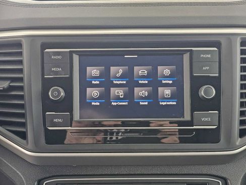 Used 2022 Volkswagen Atlas SE image 26