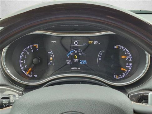 Used 2017 Jeep Grand Cherokee Overland AWD/4WD image 10