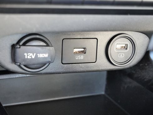 Certified 2023 Hyundai Elantra SEL image 28