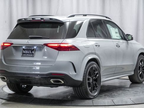 New 2025 Mercedes-Benz GLE 580 4MATIC image 4