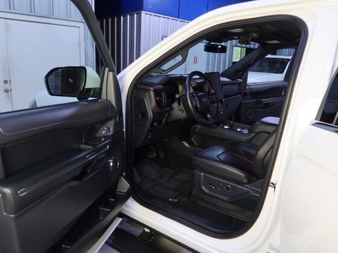 Used 2024 Ford Expedition Max Limited image 20