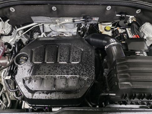 Used 2024 Volkswagen Atlas Cross Sport SEL R-Line image 22