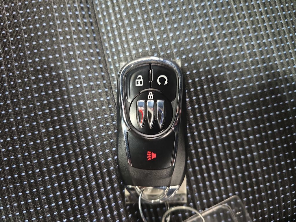 New 2026 Buick Envista Sport Touring w/ Convenience I Package FWD image 33
