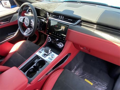 New 2026 Jaguar F-PACE SVR image 11