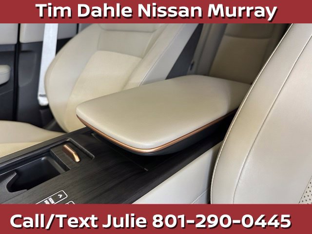 Used 2024 Nissan Ariya AWD image 7