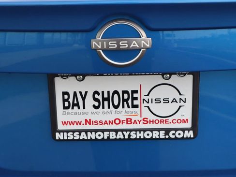 Certified 2025 Nissan Sentra SR FWD image 33