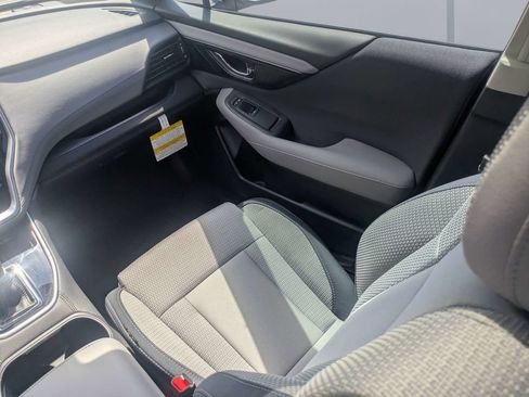 Certified 2025 Subaru Outback Premium AWD/4WD image 18