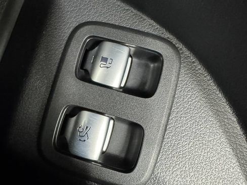 Certified 2026 Mercedes-Benz GLC 350e 4MATIC image 40