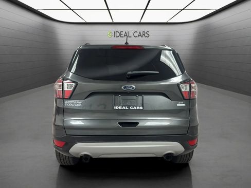 Used 2018 Ford Escape SE FWD image 6