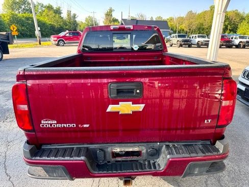Used 2018 Chevrolet Colorado LT w/ LT Convenience Package image 4