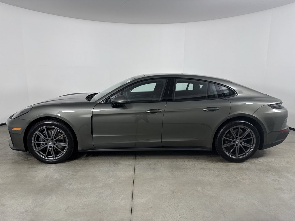 Certified 2026 Porsche Panamera 4 AWD/4WD image 2