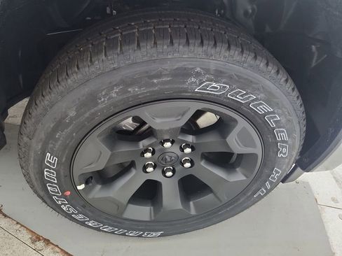 New 2026 RAM 1500 4x4 Crew Cab image 33