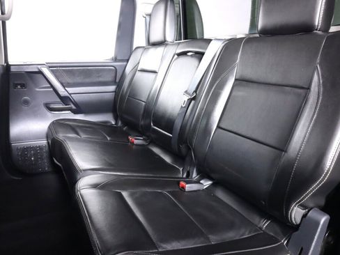 Used 2014 Nissan Titan PRO-4X image 32