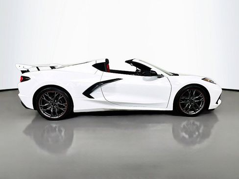 Used 2024 Chevrolet Corvette Stingray Preferred Cpe image 8