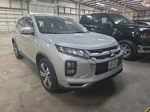 Used 2025 Mitsubishi Outlander Sport SE AWD/4WD image 6