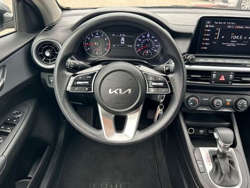 Used 2023 Kia Forte LXS image 14