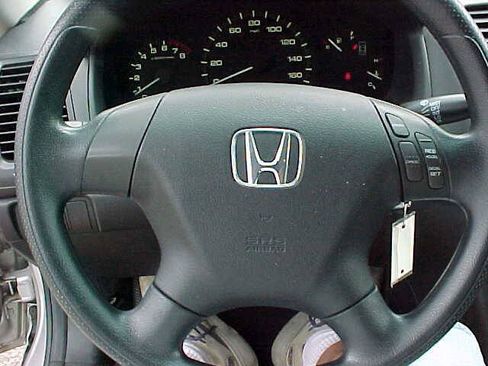 Used 2006 Honda Accord VP image 30