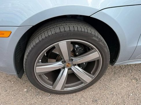 Used 2024 Porsche Macan S AWD/4WD image 11