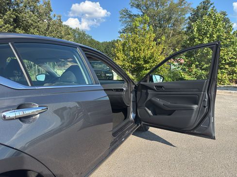 New 2025 Nissan Altima 2.5 S image 20