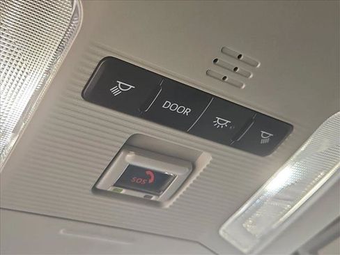 Used 2025 Toyota RAV4 XLE FWD image 20