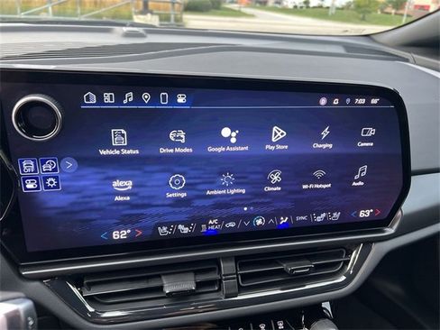 Used 2024 Chevrolet Equinox EV RS image 12