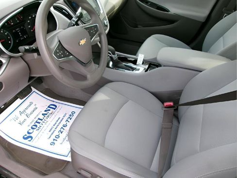 Used 2024 Chevrolet Malibu LS FWD image 12