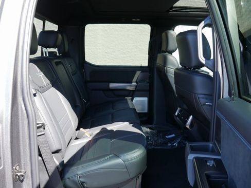 New 2026 Ford F250 Platinum image 27