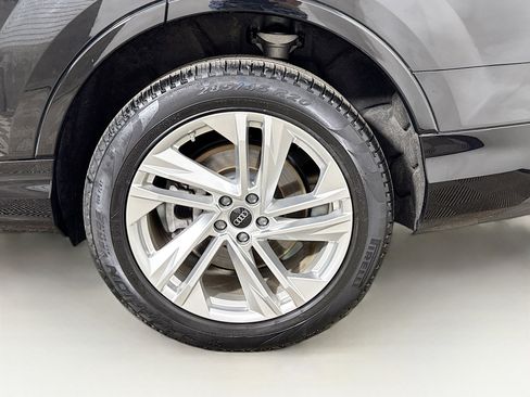 Used 2023 Audi Q7 3.0T Premium Plus w/ Premium Plus Package AWD/4WD image 28