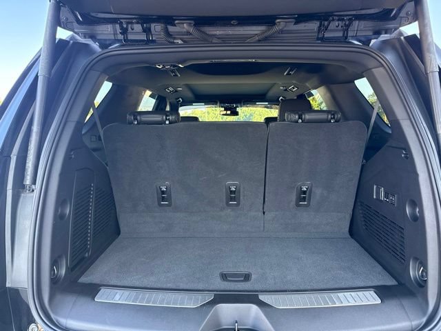 Used 2026 Chevrolet Tahoe RST w/ RST Capability Package AWD/4WD image 13