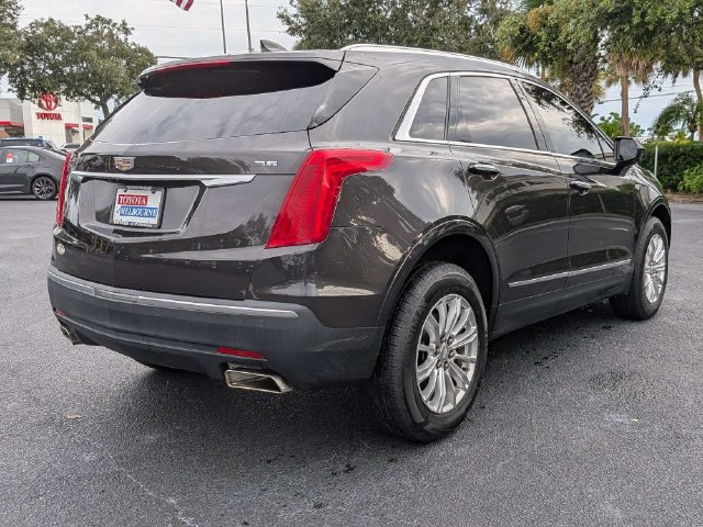 Used 2019 Cadillac XT5 FWD image 3