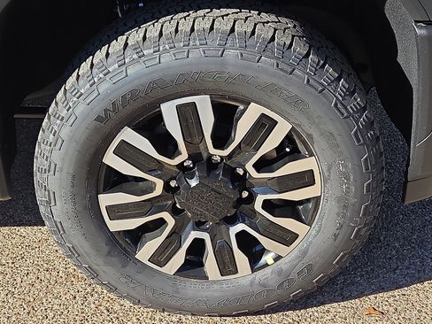 New 2026 GMC Sierra 2500 Denali Ultimate w/ Max Trailering Package image 7