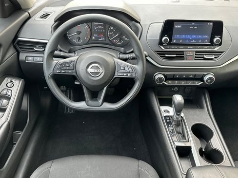 Used 2023 Nissan Altima 2.5 S image 14
