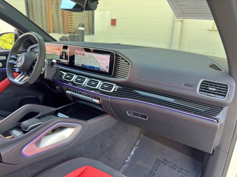 Used 2024 Mercedes-Benz GLE 53 AMG 4MATIC Coupe image 15