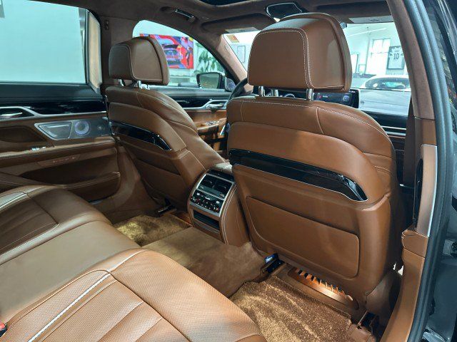 Used 2019 BMW M760i xDrive w/ Luxury Rear Seating Package AWD/4WD image 60