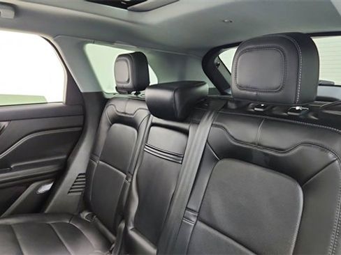 Used 2022 Lincoln Corsair Standard w/ Premium Package image 29