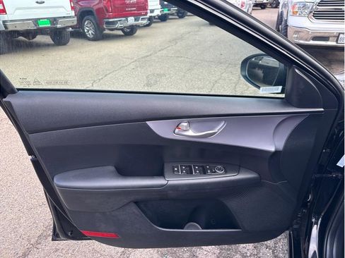 Used 2024 Kia Forte LXS image 15