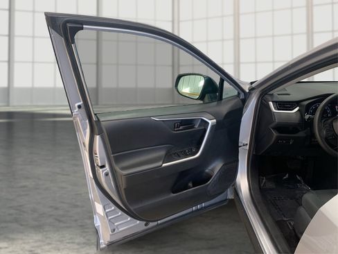 Used 2024 Toyota RAV4 LE image 18