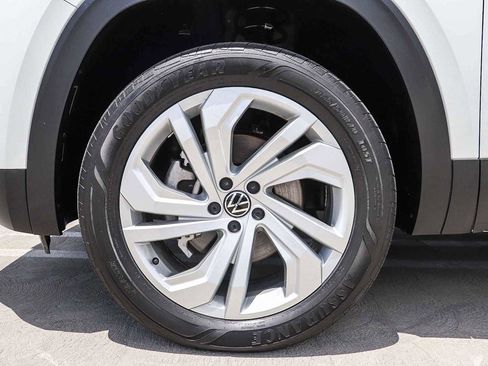 Used 2022 Volkswagen Atlas SE FWD image 11