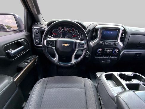 Used 2020 Chevrolet Silverado 1500 LT w/ Texas Edition RWD image 6
