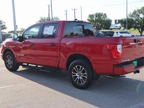 Certified 2024 Nissan Titan SV w/ SV Convenience Package image 10