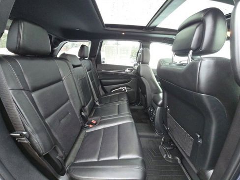 Used 2020 Jeep Grand Cherokee Limited w/ Luxury Group II image 26