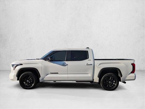 Used 2024 Toyota Tundra Limited AWD/4WD image 8