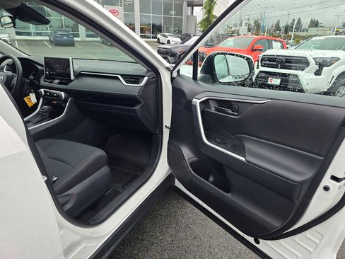 Certified 2025 Toyota RAV4 LE image 10