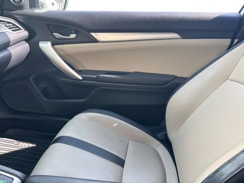 Used 2017 Honda Civic EX-L image 17