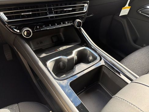 New 2026 Chevrolet Traverse LT w/ Sun and Wheel Package image 31