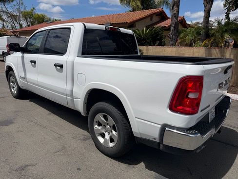 Used 2025 RAM 1500 Big Horn AWD/4WD image 9