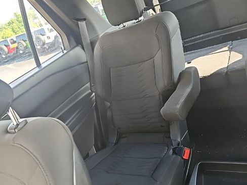 Used 2020 Ford Explorer XLT AWD/4WD image 10
